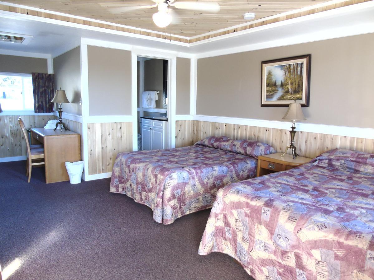 Kit Wat Motel & Marina Sauble Beach Exterior foto